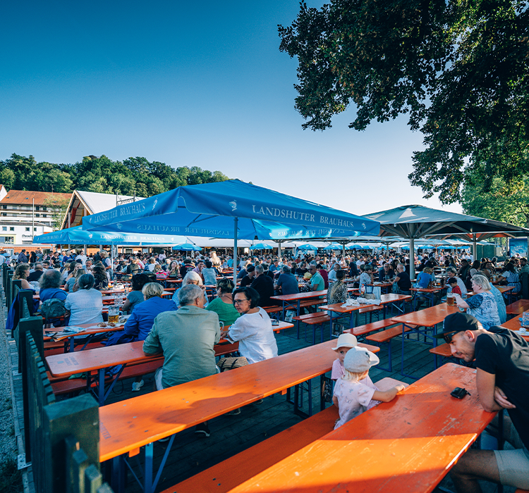 Herbstdult Landshut Biertische